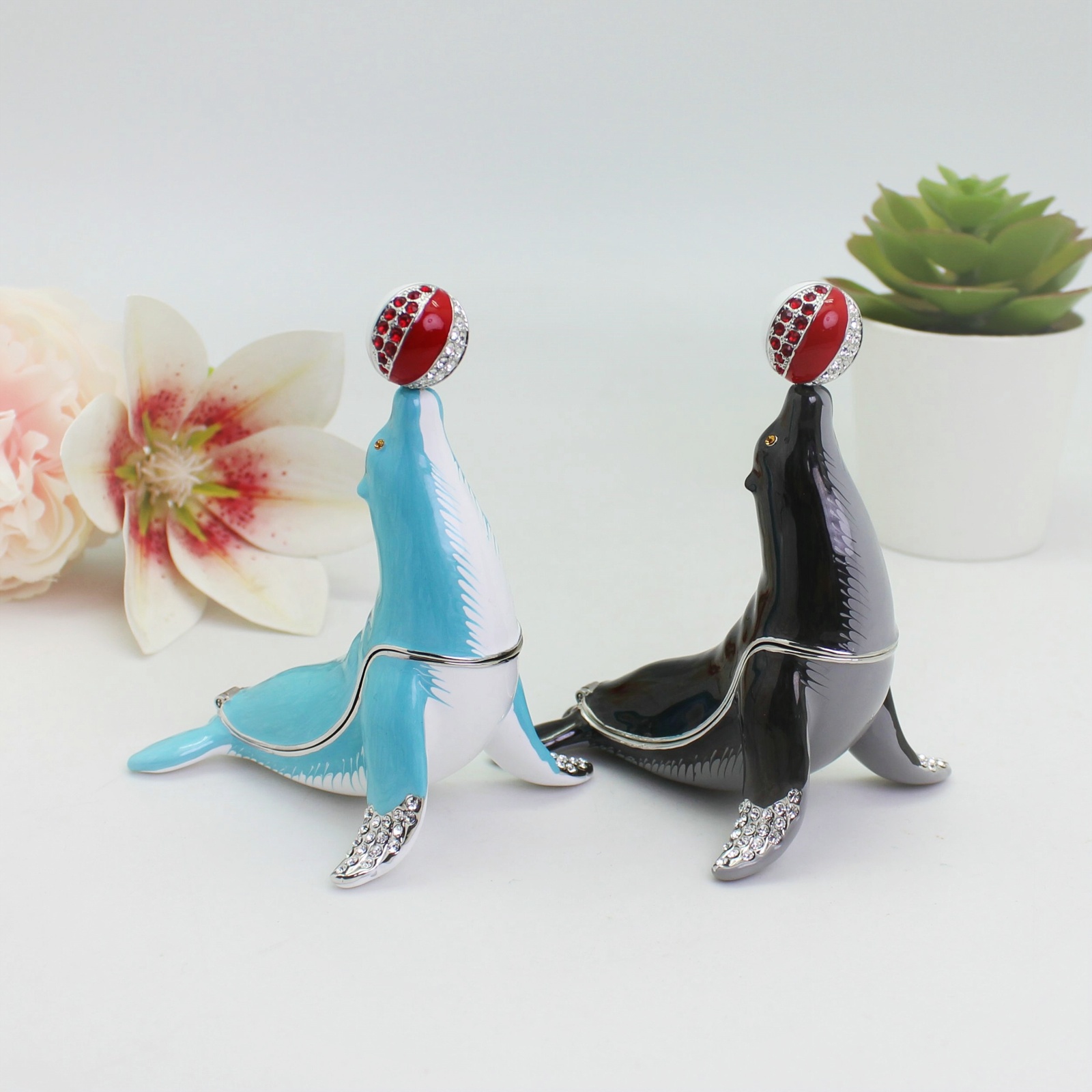 Body Jewelry Websites - SHINNYGIFTS Sea Lion Enamel Trinket Box